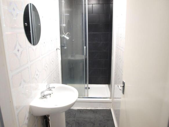 7 bed Terraced to rent Image 7