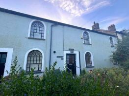 6 Plas Ne Ne, Britannia Place, Porthmadog LL49 9LY