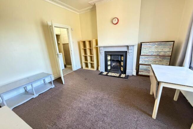 2 bed Terraced for sale Image 6