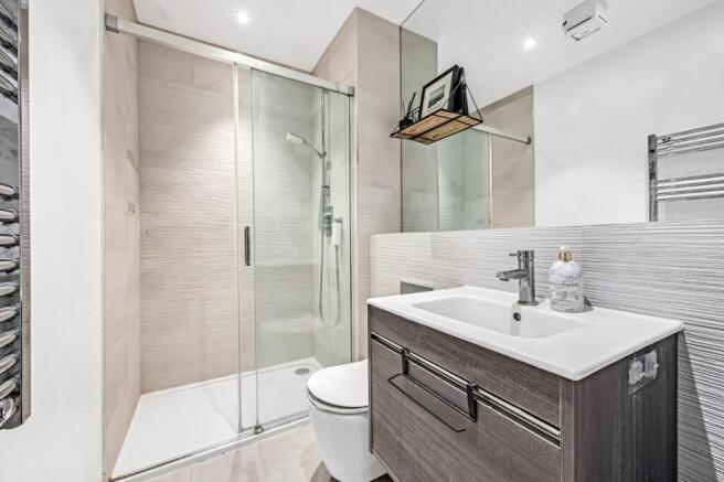 Flat 78, 5 Devonhurst Place-9.jpg