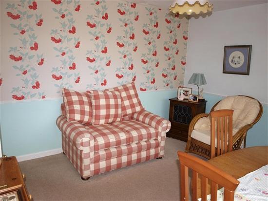 Bedroom 2/Dining Room