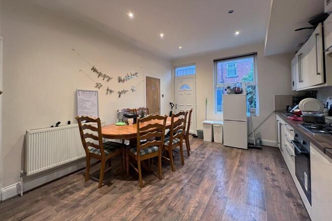 6 bed Terraced for sale Image 5