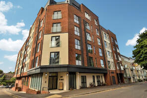 12, Luna St James, St James Road, Brentwood CM14 4JW
