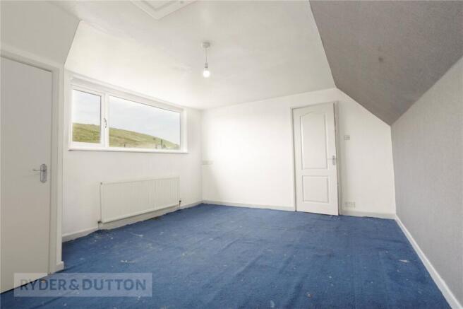 4 bed Detached Bungalow for sale Image 12