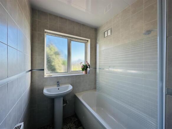 bath2.jpg