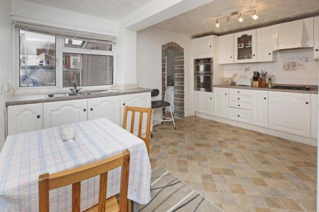 Kitchen/Breakf...