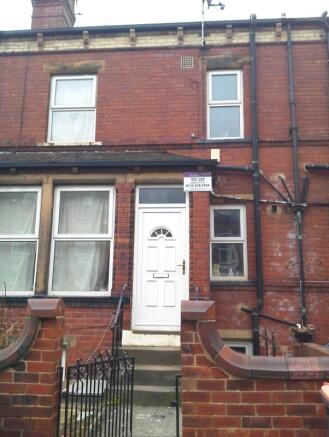 4 bed Terraced to rent Image 10