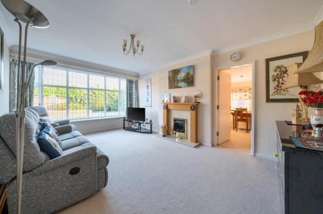 1432599-6-69baea78585c0