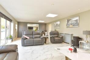 Holly Grange, London Road, Sevenoaks TN15 6ER
