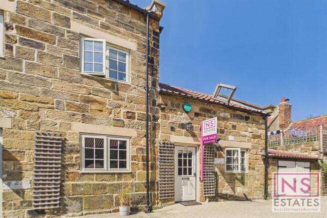3 bed House for sale Image 5