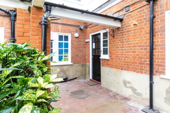 22 Sollershot Exterior (1 of 3).jpg