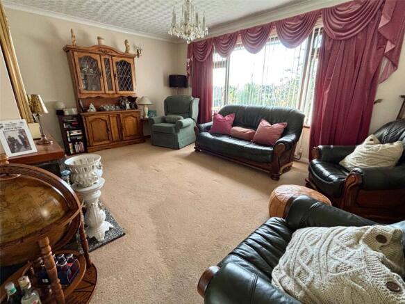 Bunkers Hill, Milford Haven, Pembrokeshire, SA73 photo 2
