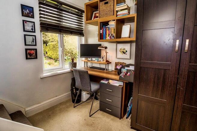 Bedroom 5/Study