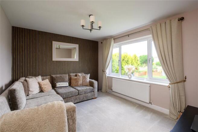 3 bed Bungalow for sale Image 8