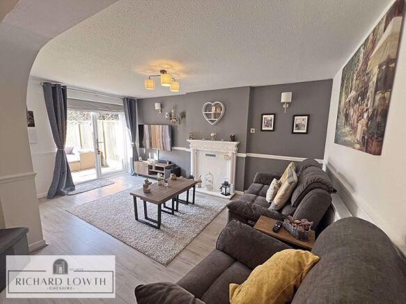 Open Plan Living/Dining Room