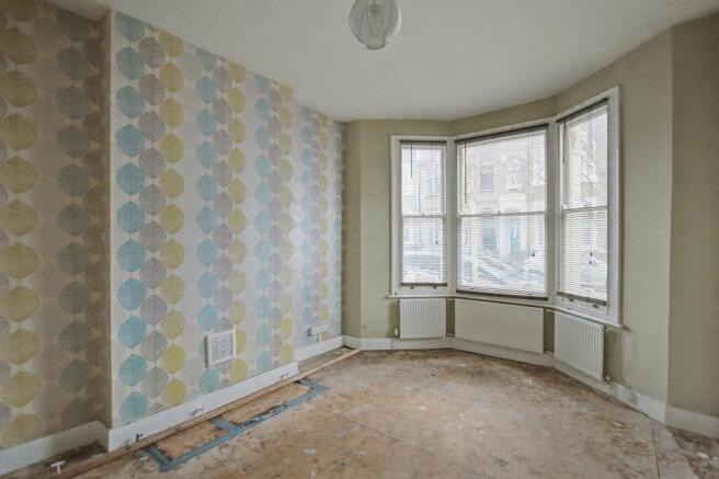 64 Belgrade Road, Stoke Newington, London N16 8DJ