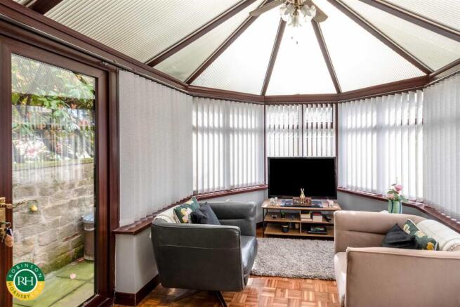3 bed Bungalow for sale Image 9