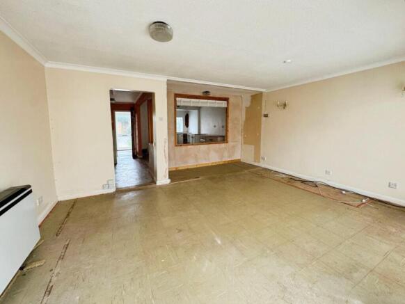 Langcliffe Avenue, Warwick photo 4