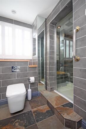 Shower Room/Wc