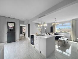 19, Brynhyfryd Terrace, Caerphilly CF83 8PZ