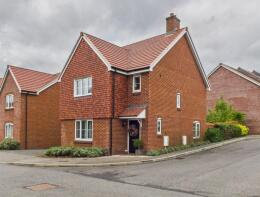 17, Rhodes Way, Billingshurst RH14 9ZL