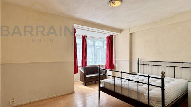 Property for sale in Cross harbour - Barrain Londo