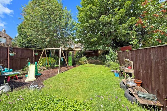 3 bed Semi-Detached for sale Image 5
