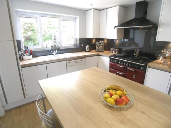 Modern Refitted Kitchen