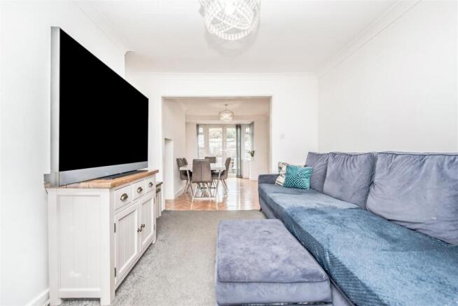 3 bed Semi-Detached for sale Image 7