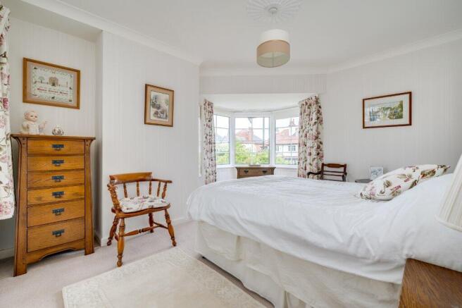 3 bed Semi-Detached for sale Image 7