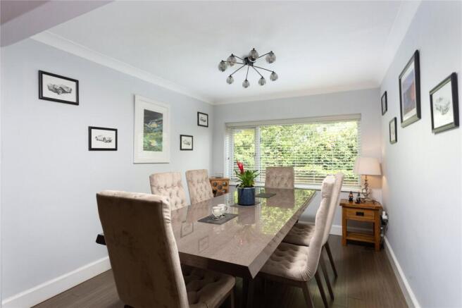 4 bed Detached for sale Image 7