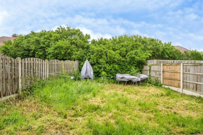 3 bed Semi-Detached for sale Image 4