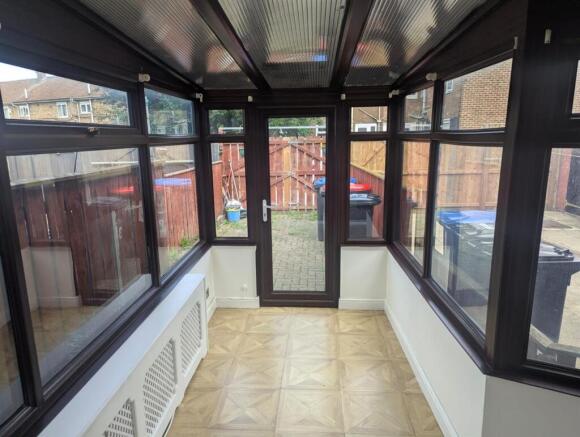 3 bed Terraced for sale Image 5