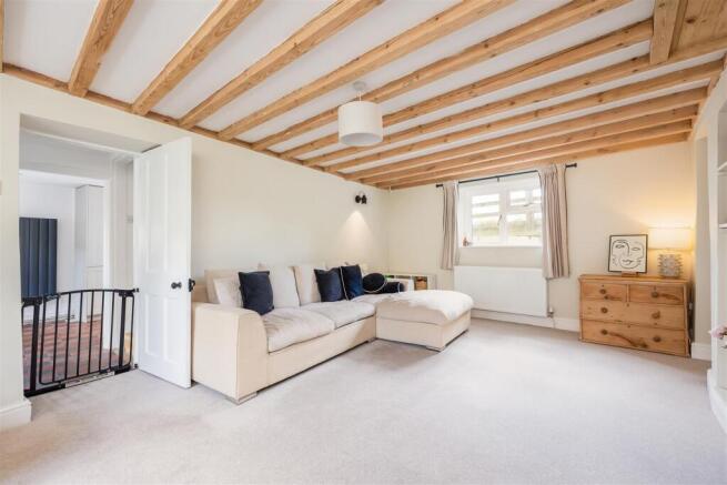 4 bed Cottage for sale Image 10