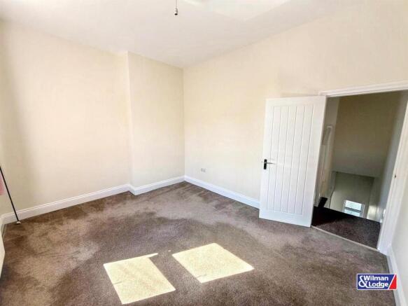 2 bed Terraced for sale Image 7