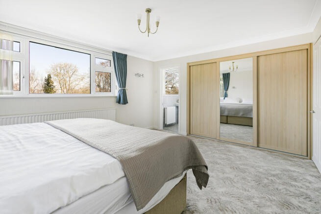 Principal bedroom