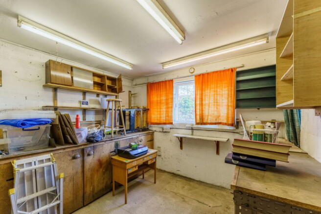 Photo 11