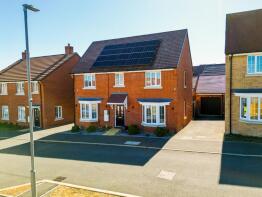 35, Olympia Way, Aylesbury HP18 1AY