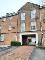 104, Holland House Road, Preston PR5 4HY