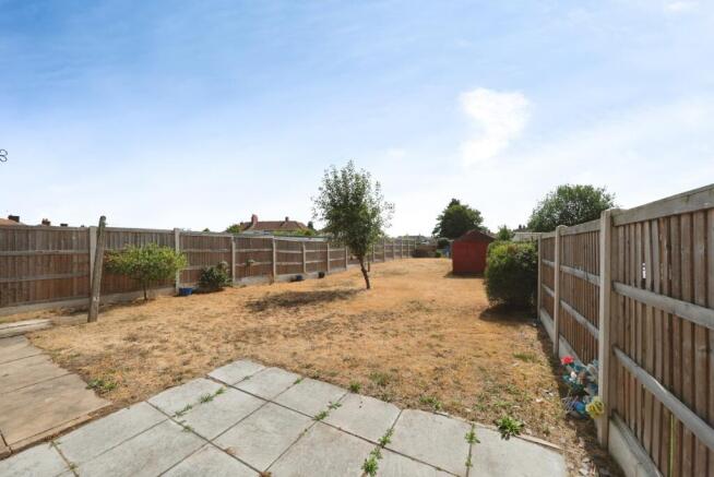 3 bed Semi-Detached for sale Image 4