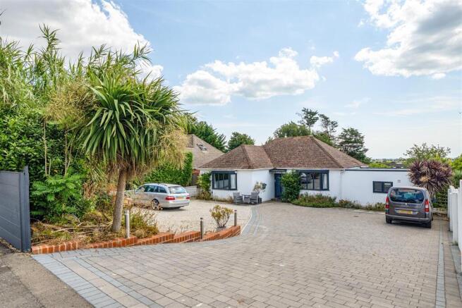 For Sale by Aspire Residential | Arundel Road