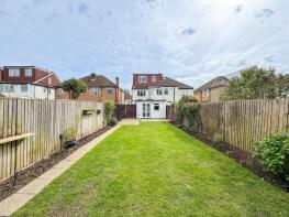 39, Aldridge Avenue, The Hale, Edgware HA8 8TA