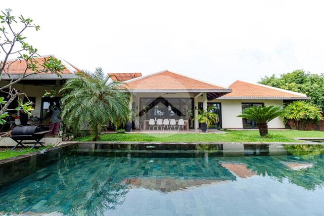 5 Bedroom Luxury Villa For Sale - Svay Dangkum, Siem Reap
