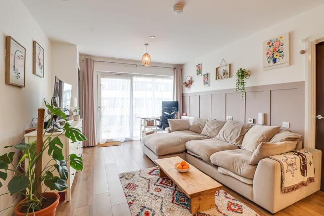 lounge/Kitchen