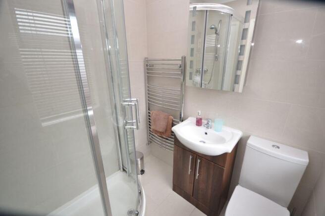 53 Staton Road, Kidwelly, Carmarthenshire Photo 5