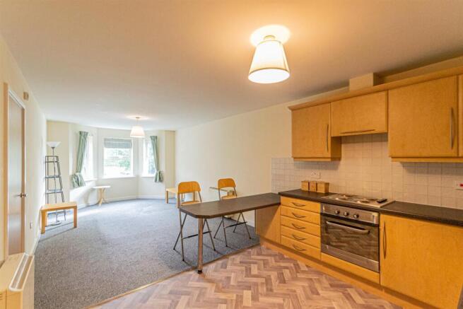 Kitchen / Dining