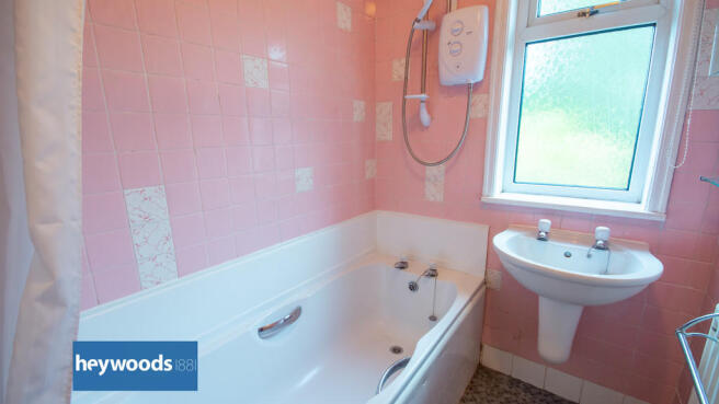 Family Bathroom 