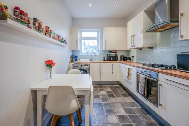 Cranley Road, Westcliff-On-Sea photo 4