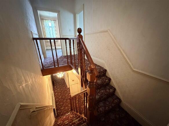 3 bed Terraced for sale Image 6