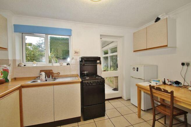 Kitchen/Dining...